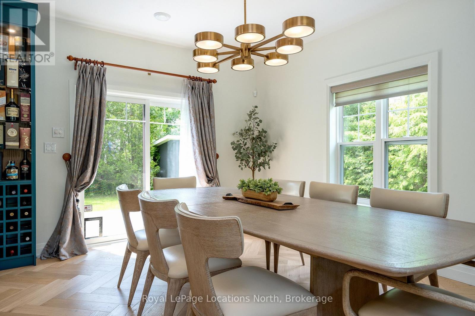 4 Woodview Drive, Clearview, Ontario  L9Y 3Y9 - Photo 7 - S13476610
