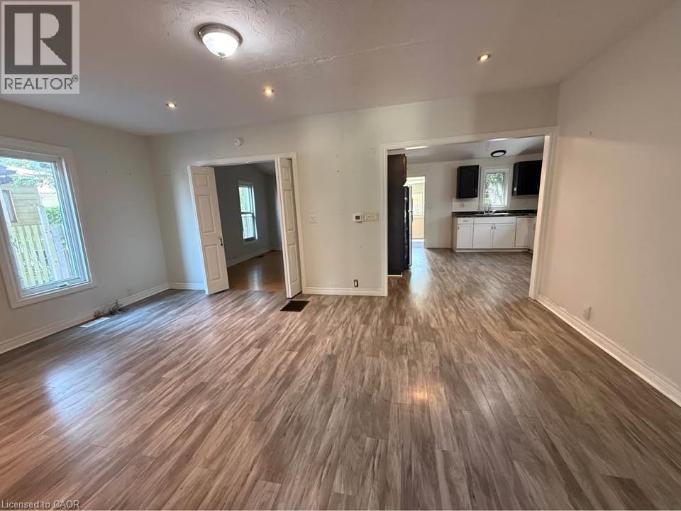 104 Queen Street N, Simcoe, Ontario  N3Y 3Y4 - Photo 4 - 40842137