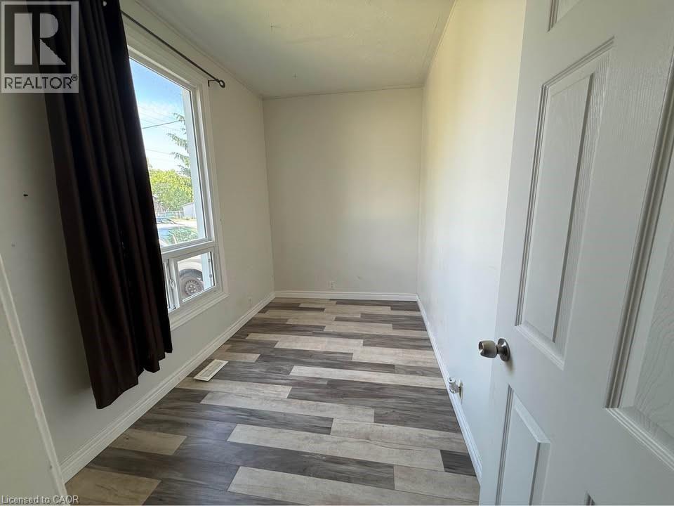 104 Queen Street N, Simcoe, Ontario  N3Y 3Y4 - Photo 6 - 40842137