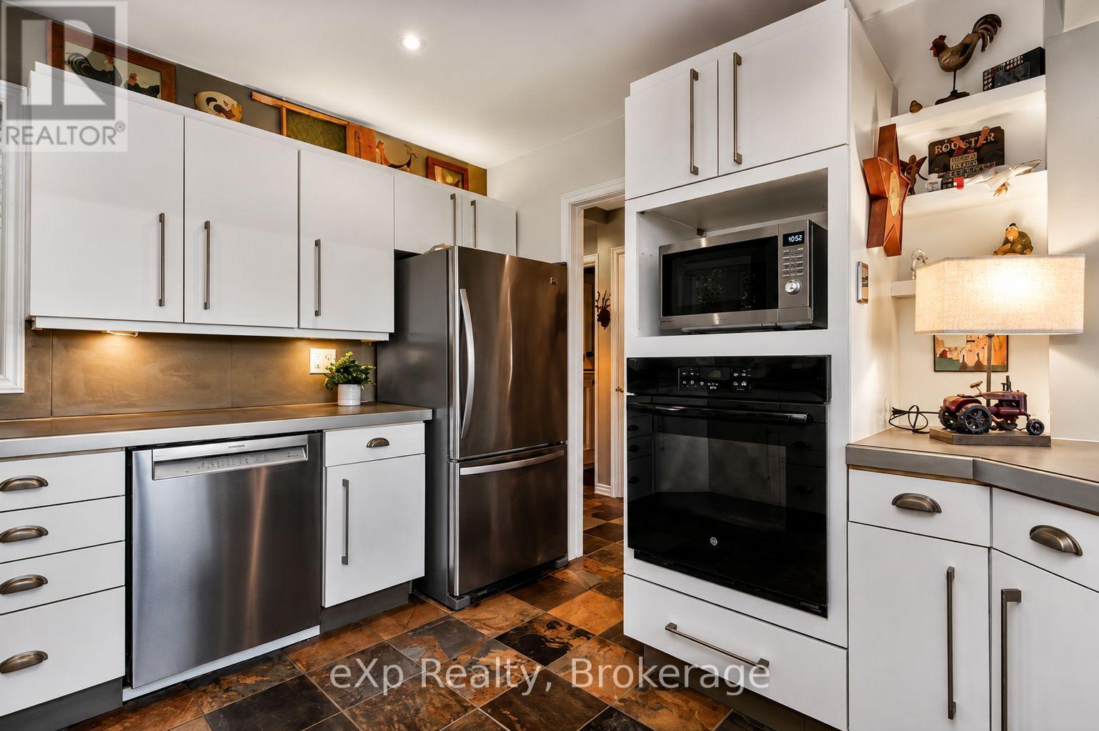 407047 Grey 4 Road, Grey Highlands, Ontario  N0C 1E0 - Photo 20 - X13476664