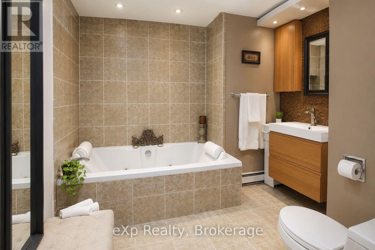 407047 Grey 4 Road, Grey Highlands, Ontario  N0C 1E0 - Photo 29 - X13476664