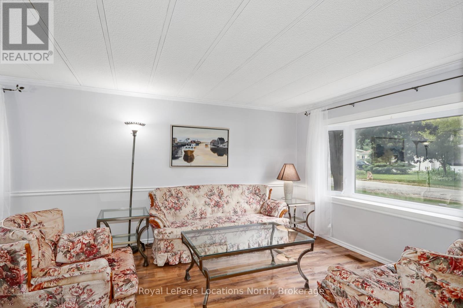 5 Golf Avenue E, Wasaga Beach, Ontario  L9Z 1K2 - Photo 13 - S13476834