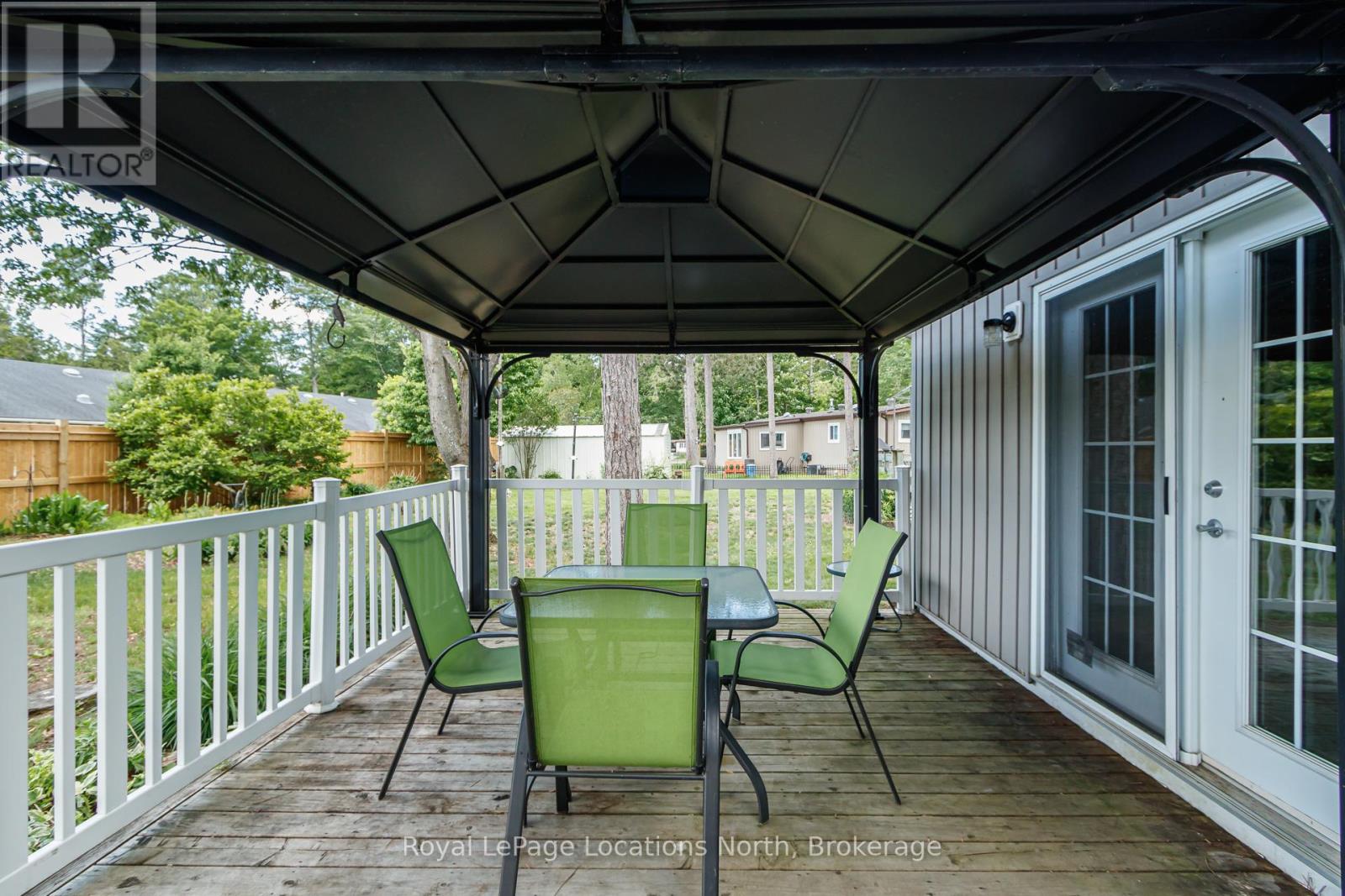 5 Golf Avenue E, Wasaga Beach, Ontario  L9Z 1K2 - Photo 20 - S13476834