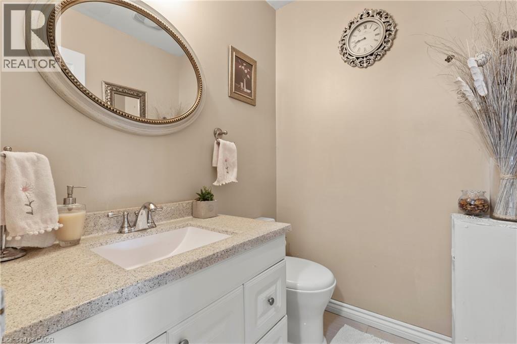6745 Dawson Street, Niagara Falls, Ontario  L2E 7B6 - Photo 12 - 40839502