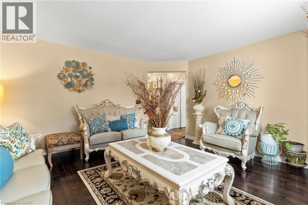 6745 Dawson Street, Niagara Falls, Ontario  L2E 7B6 - Photo 7 - 40839502