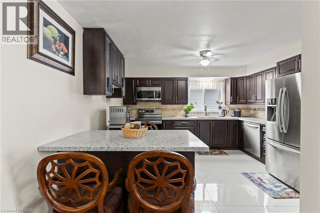 6745 Dawson Street, Niagara Falls, Ontario  L2E 7B6 - Photo 8 - 40839502