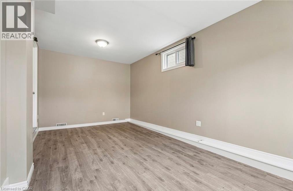 62 Corbett Drive, Barrie, Ontario  L4M 5V2 - Photo 4 - 40841950