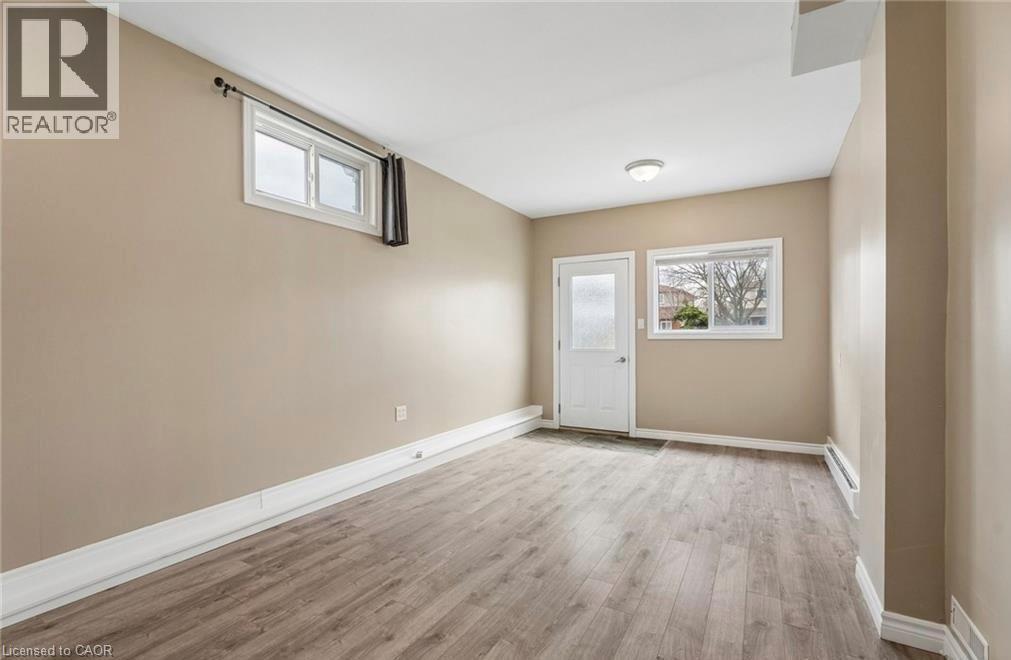 62 Corbett Drive, Barrie, Ontario  L4M 5V2 - Photo 5 - 40841950