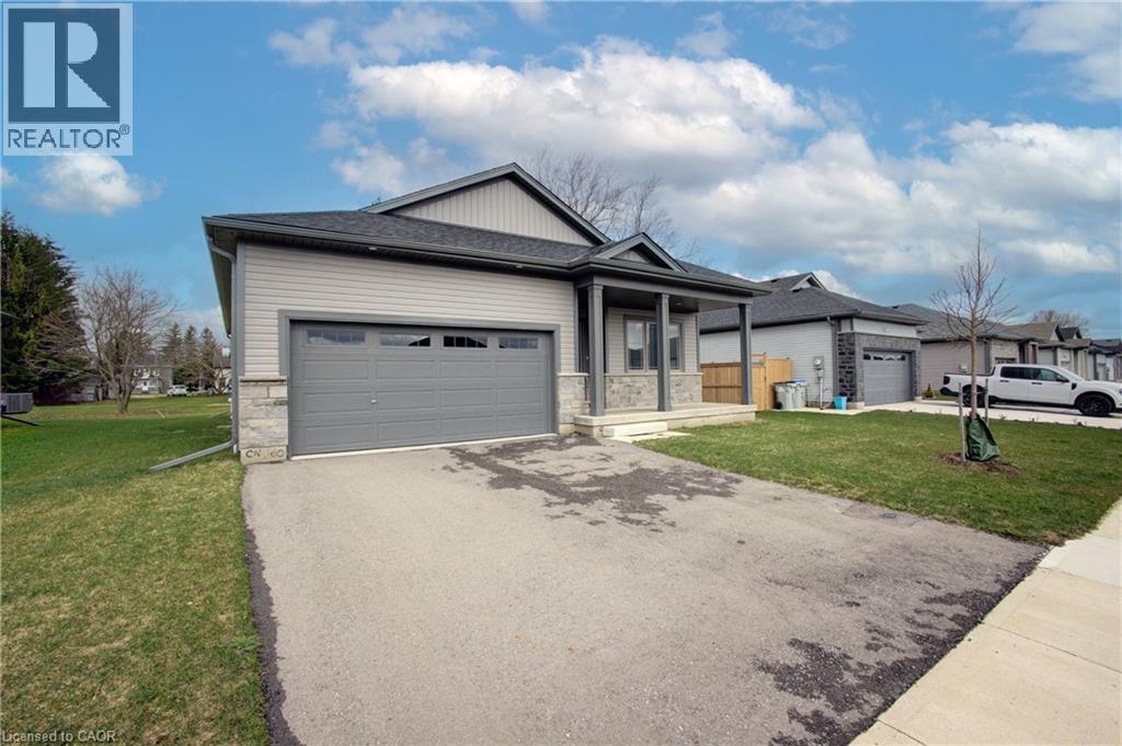 160 Ellen Street, Atwood, Ontario  N0G 1B0 - Photo 2 - 40842192