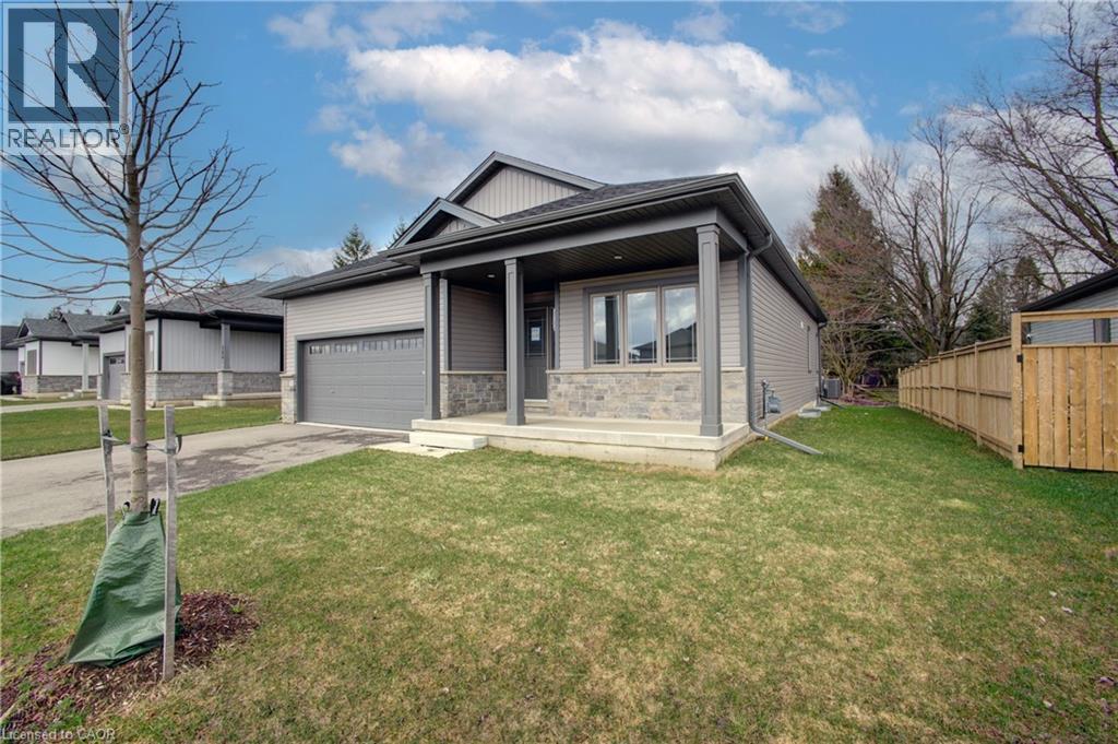 160 Ellen Street, Atwood, Ontario  N0G 1B0 - Photo 3 - 40842192