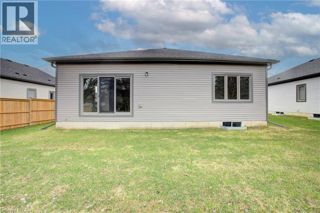 160 Ellen Street, Atwood, Ontario  N0G 1B0 - Photo 33 - 40842192