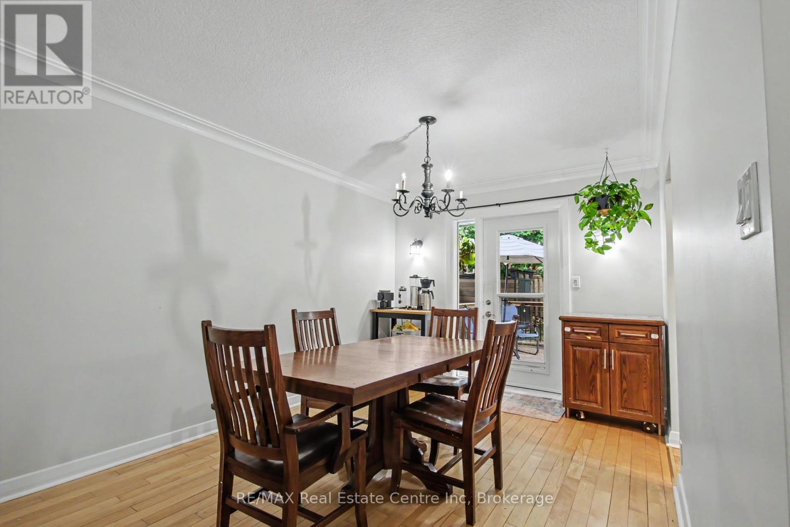 23 Glenburnie Drive, Guelph, Ontario  N1E 4C4 - Photo 5 - X13477514