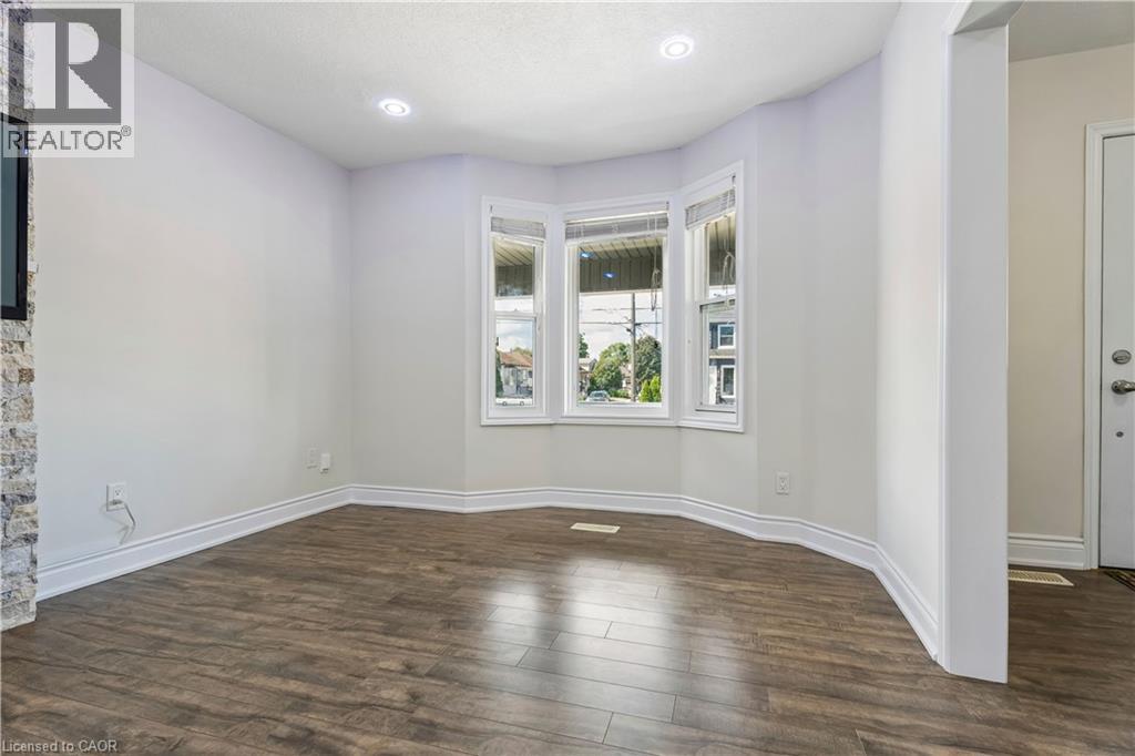 180 Campbell Avenue, Hamilton, Ontario  L8H 2G3 - Photo 11 - 40841805