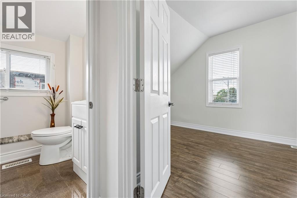 180 Campbell Avenue, Hamilton, Ontario  L8H 2G3 - Photo 26 - 40841805