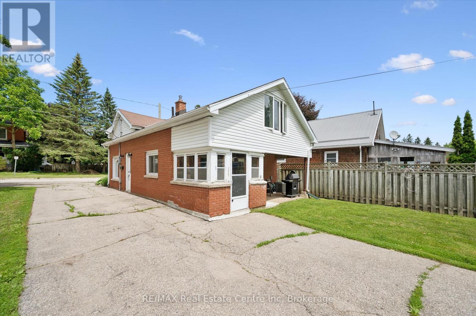 250 St George Street E, Centre Wellington, Ontario  N1M 1K4 - Photo 27 - X13477652