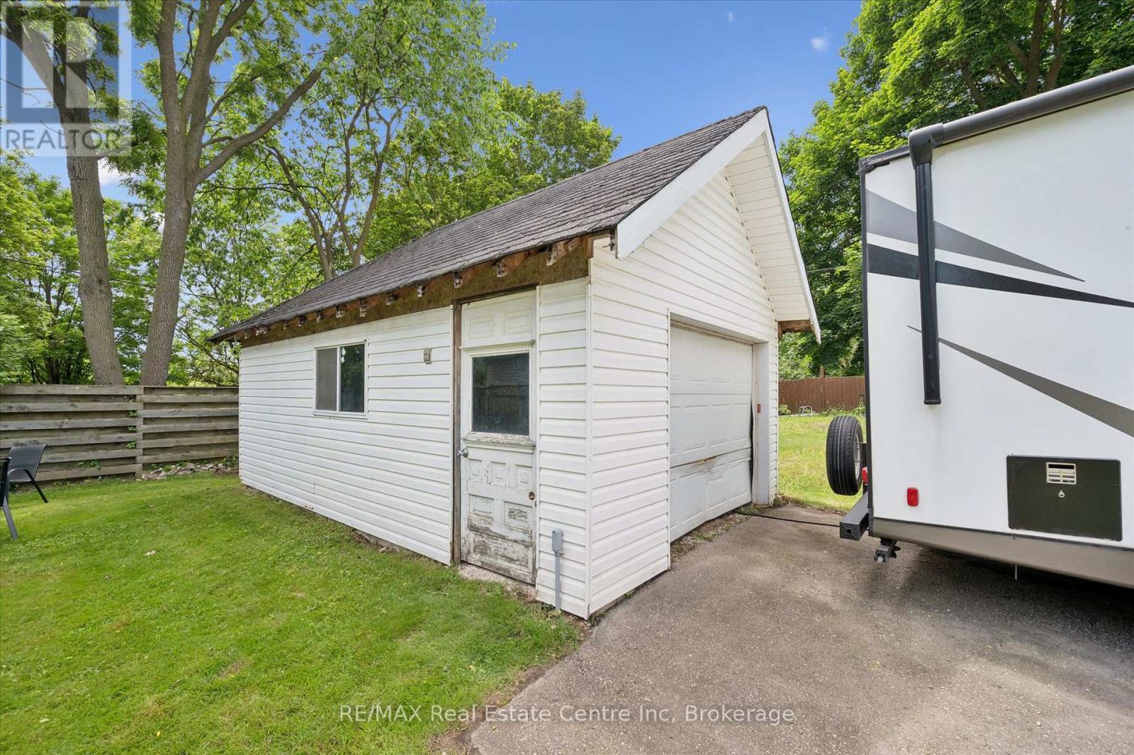 250 St George Street E, Centre Wellington, Ontario  N1M 1K4 - Photo 33 - X13477652