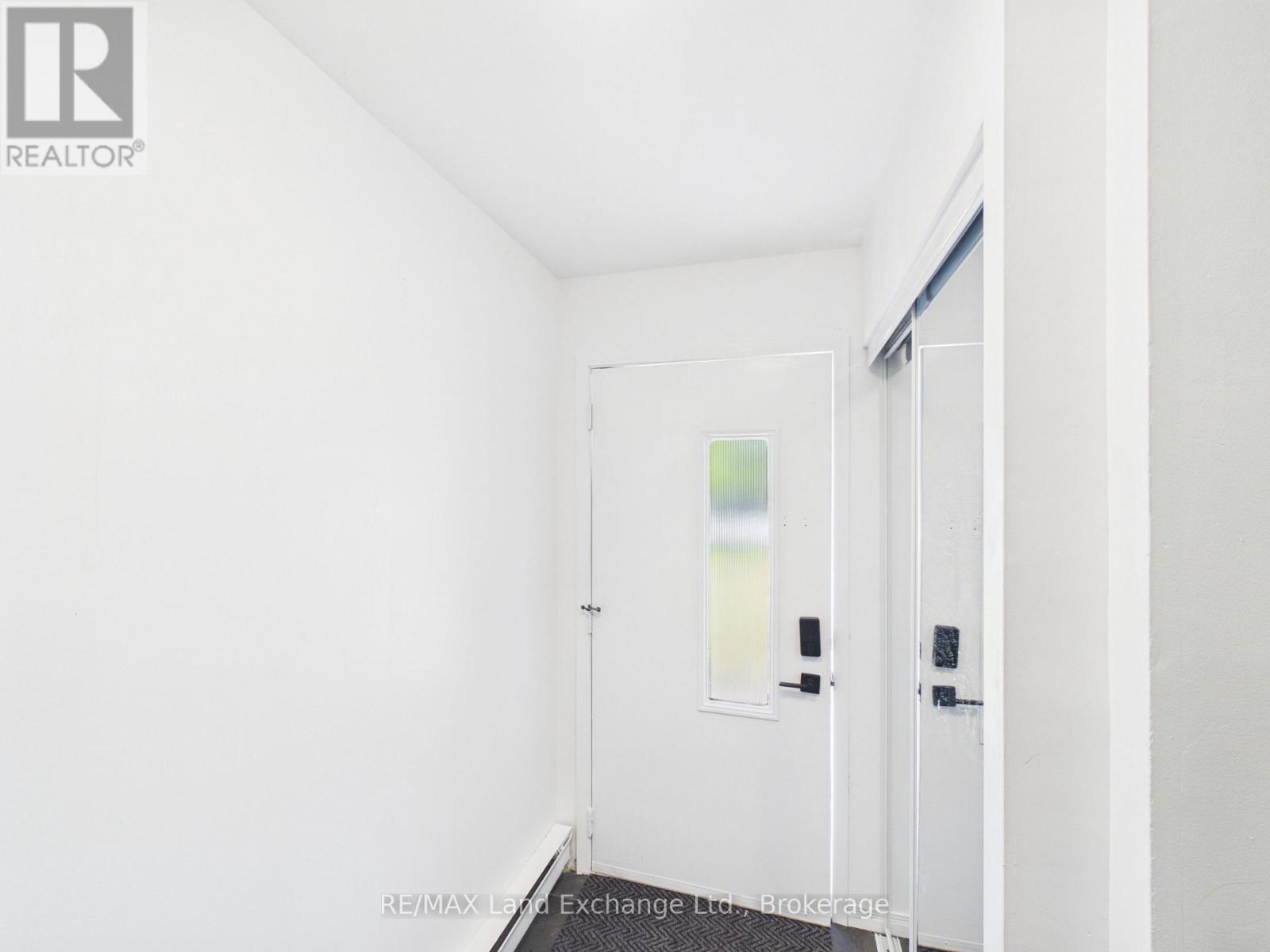 634 Hunter Street, Kincardine, Ontario  N2Z 1R6 - Photo 2 - X13477658