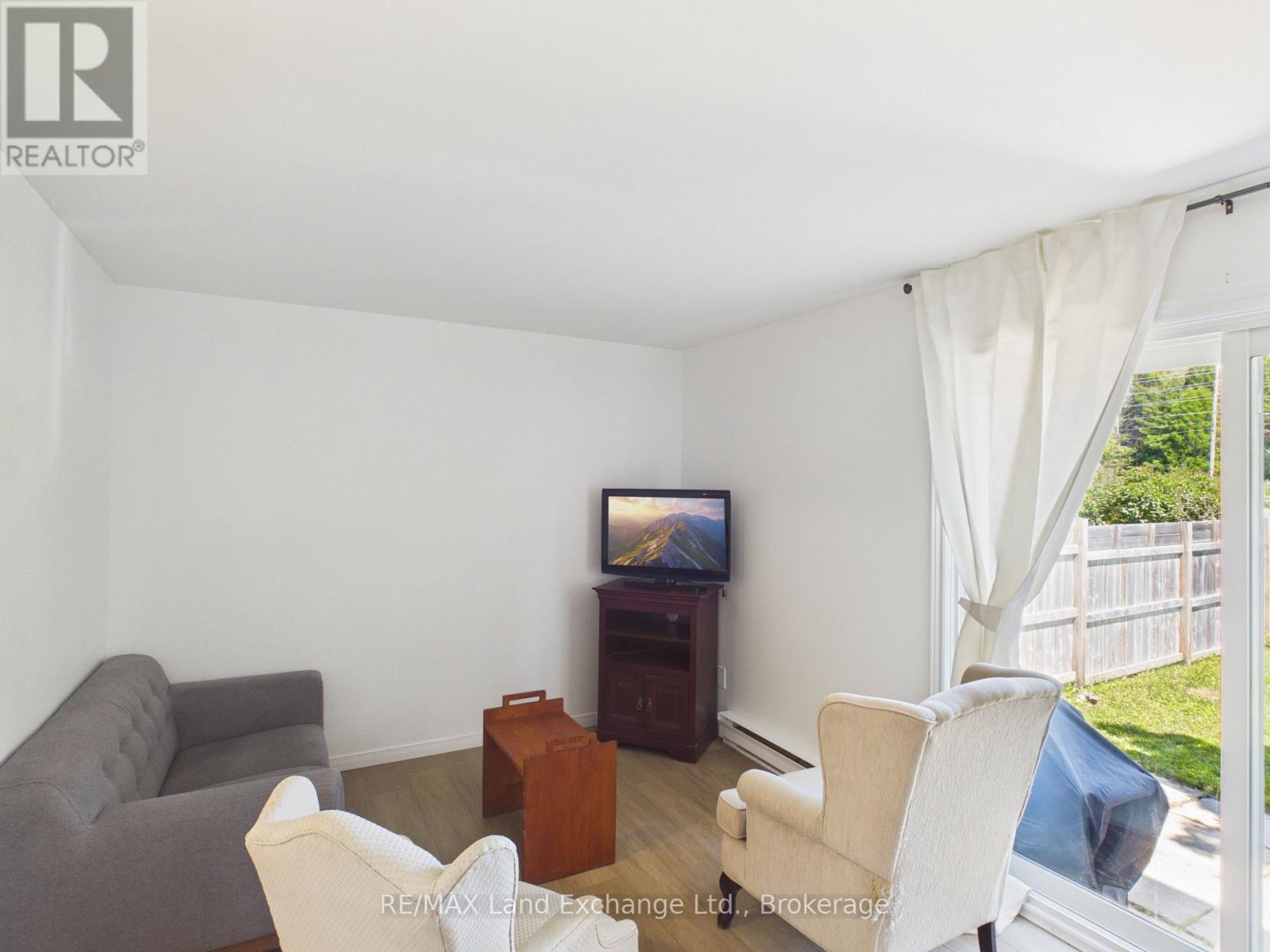 634 Hunter Street, Kincardine, Ontario  N2Z 1R6 - Photo 4 - X13477658
