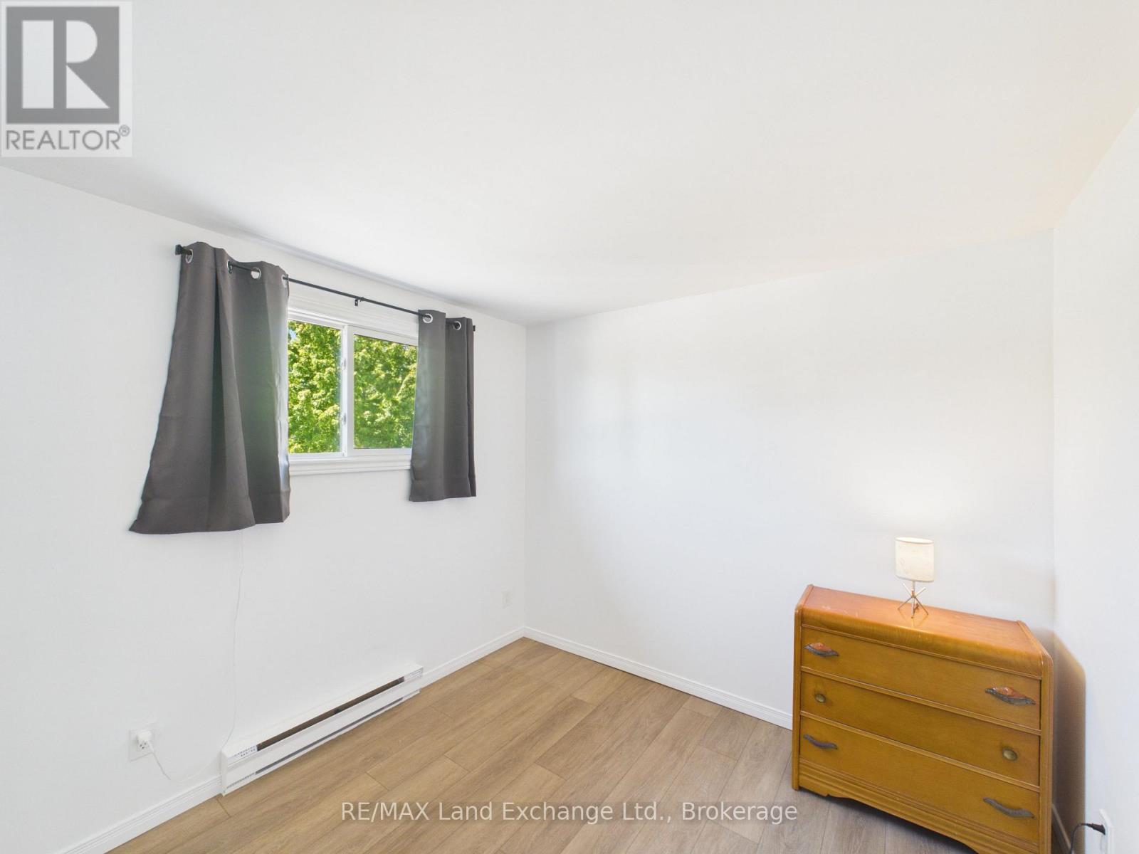 634 Hunter Street, Kincardine, Ontario  N2Z 1R6 - Photo 9 - X13477658