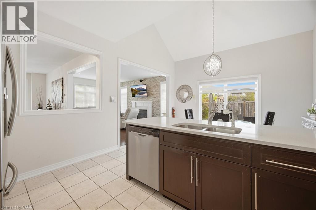 58 Doon Creek Street, Kitchener, Ontario  N2R 0B6 - Photo 15 - 40841795
