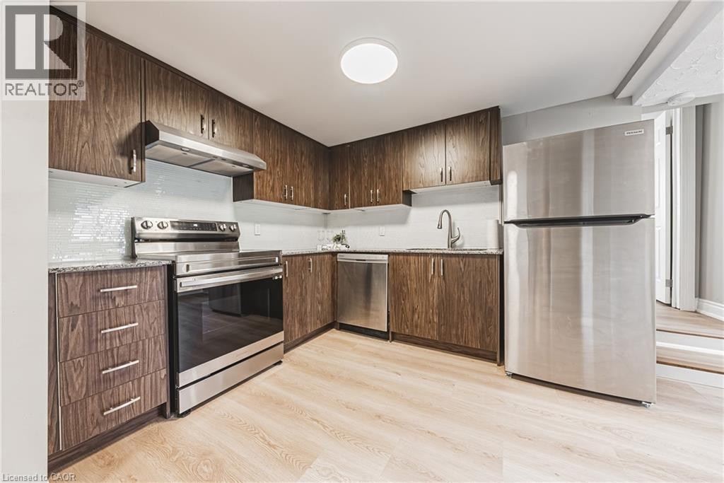 24 Rowanwood Street, Hamilton, Ontario  L8L 7H3 - Photo 10 - 40829505