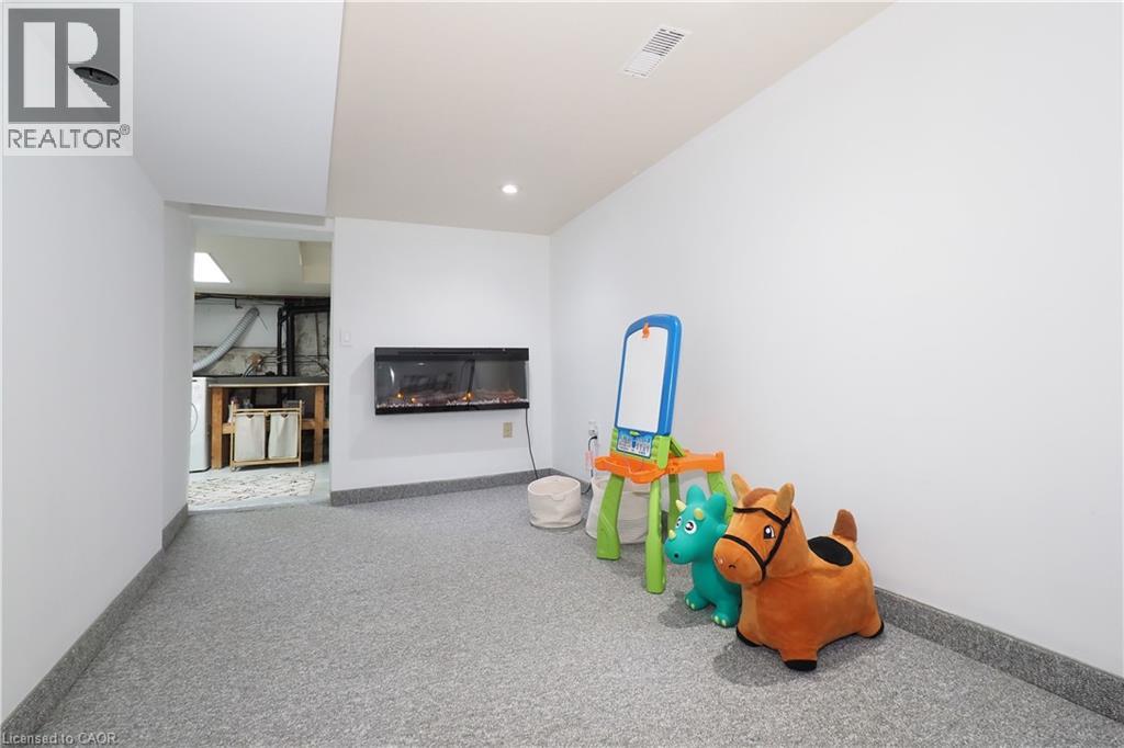 103 Belleview Avenue, Kitchener, Ontario  N2B 1G6 - Photo 35 - 40841830