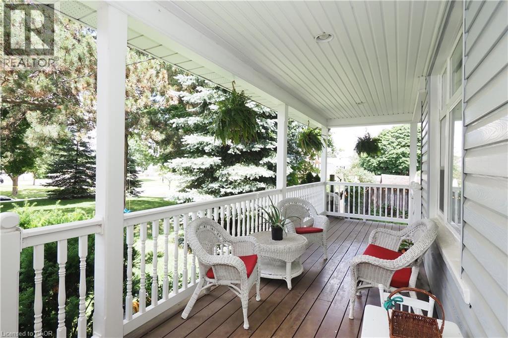 103 Belleview Avenue, Kitchener, Ontario  N2B 1G6 - Photo 4 - 40841830