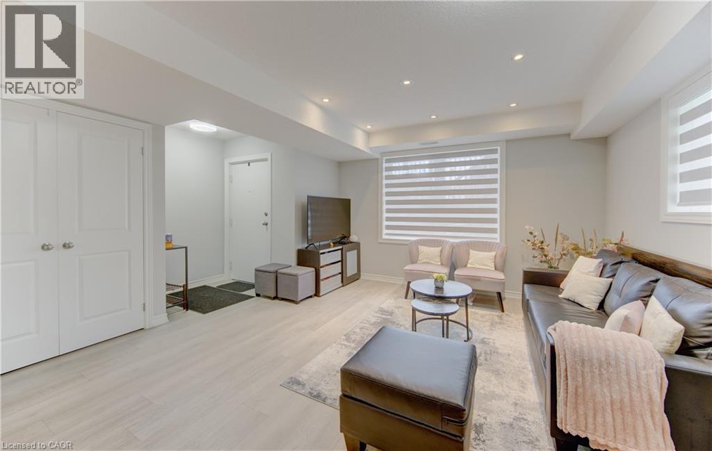235 Chapel Hill Drive Unit# 14, Kitchener, Ontario  N2R 0S4 - Photo 7 - 40842242