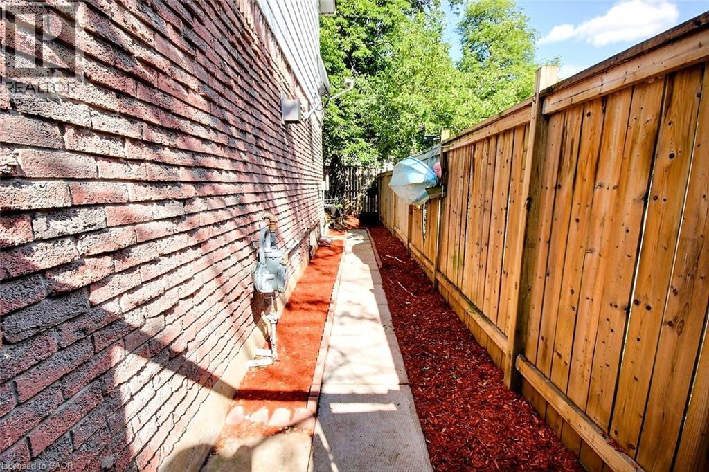 541 Parkview Crescent, Cambridge, Ontario  N3H 4Z9 - Photo 16 - 40840766