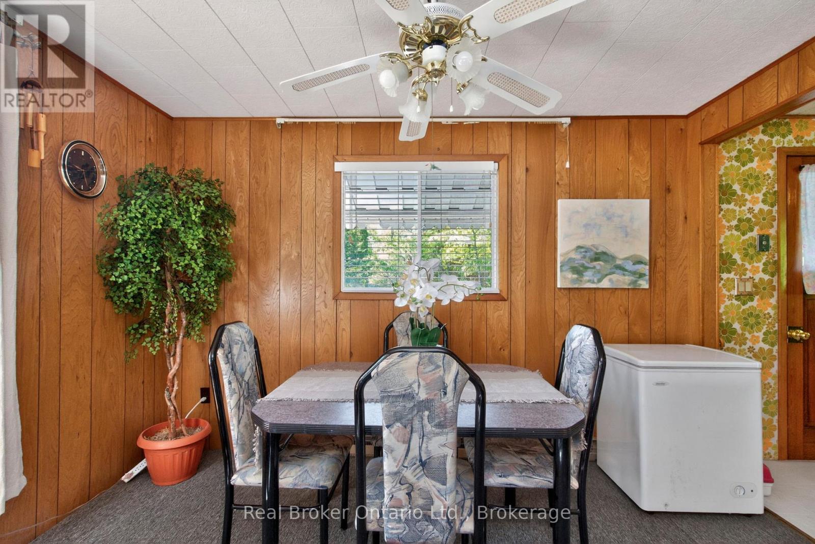 24 Poplar Drive, Tiny, Ontario  L9M 0J2 - Photo 11 - S13478192
