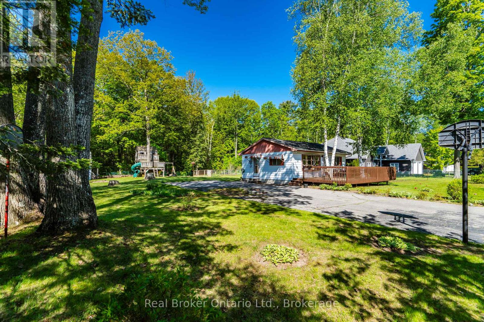 24 Poplar Drive, Tiny, Ontario  L9M 0J2 - Photo 4 - S13478192