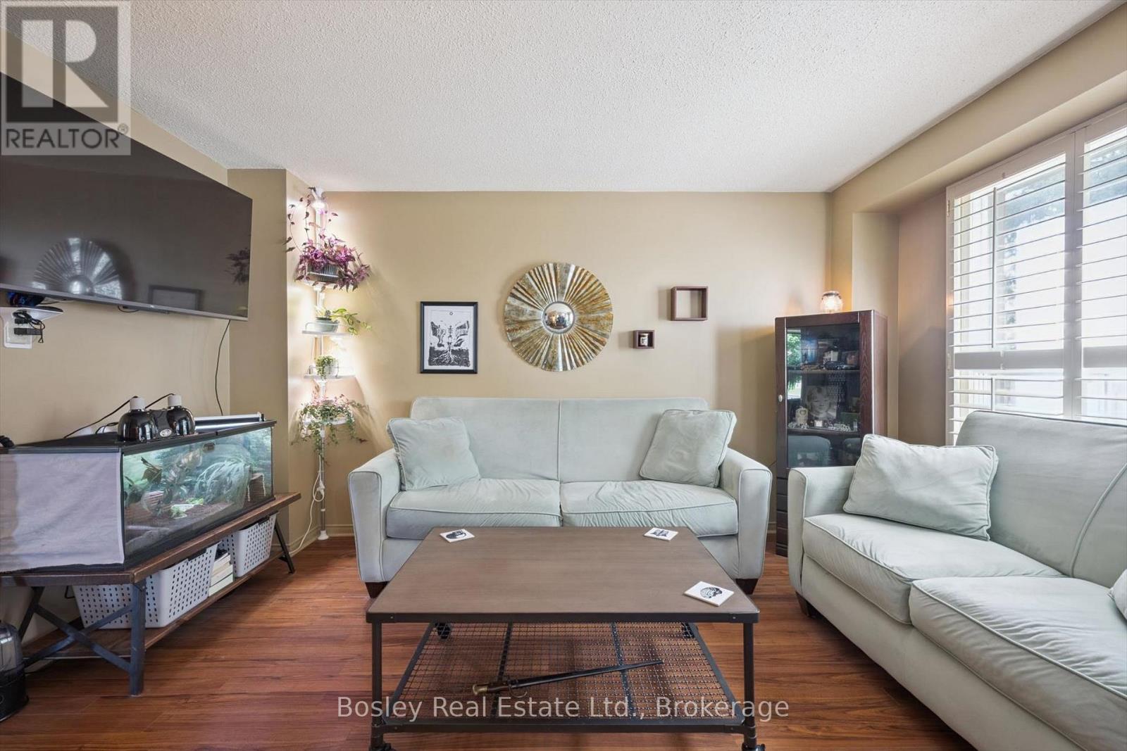 84 Cassander Crescent, Brampton, Ontario  L6Z 1Z2 - Photo 10 - W13478196