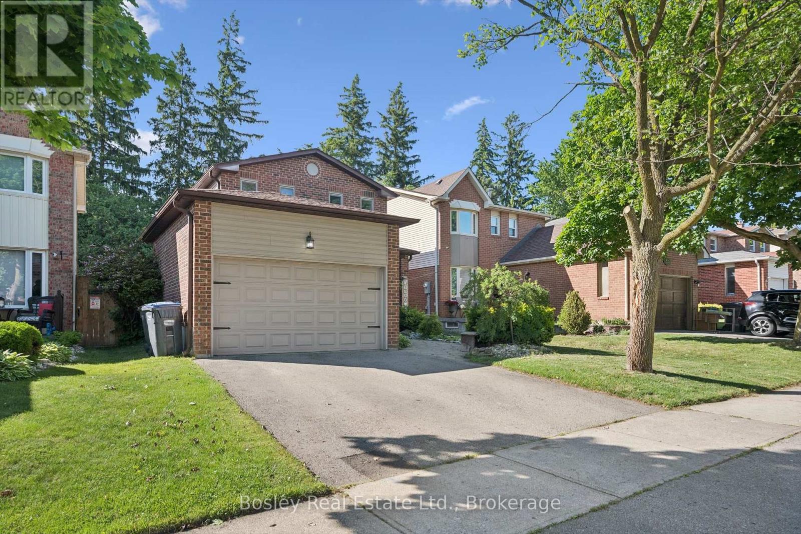 84 Cassander Crescent, Brampton, Ontario  L6Z 1Z2 - Photo 3 - W13478196