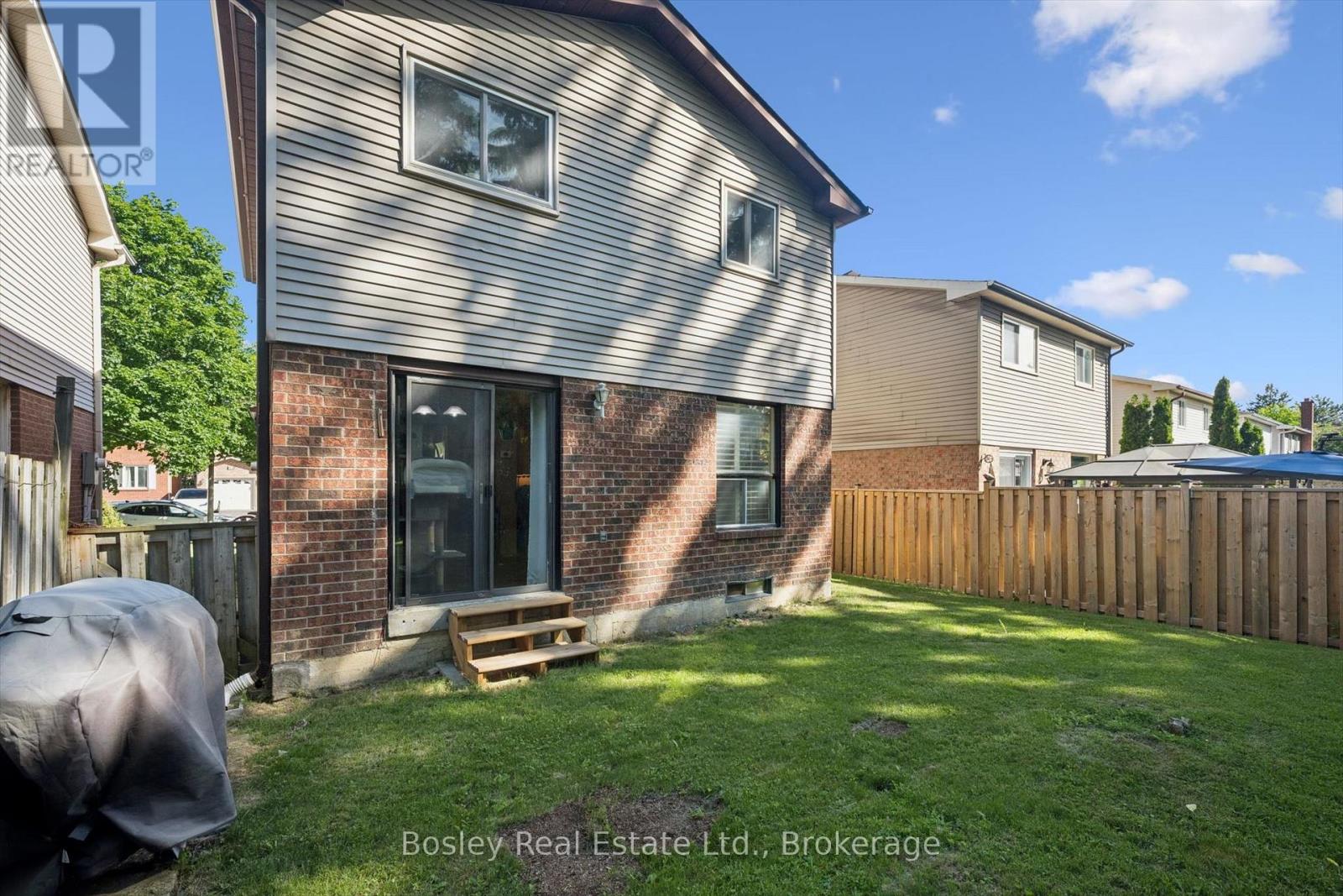 84 Cassander Crescent, Brampton, Ontario  L6Z 1Z2 - Photo 33 - W13478196