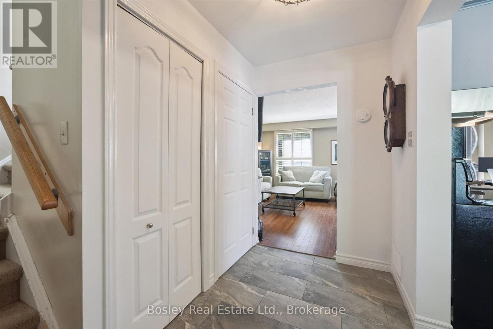 84 Cassander Crescent, Brampton, Ontario  L6Z 1Z2 - Photo 5 - W13478196