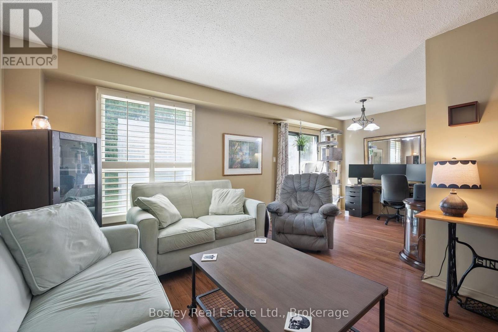 84 Cassander Crescent, Brampton, Ontario  L6Z 1Z2 - Photo 8 - W13478196