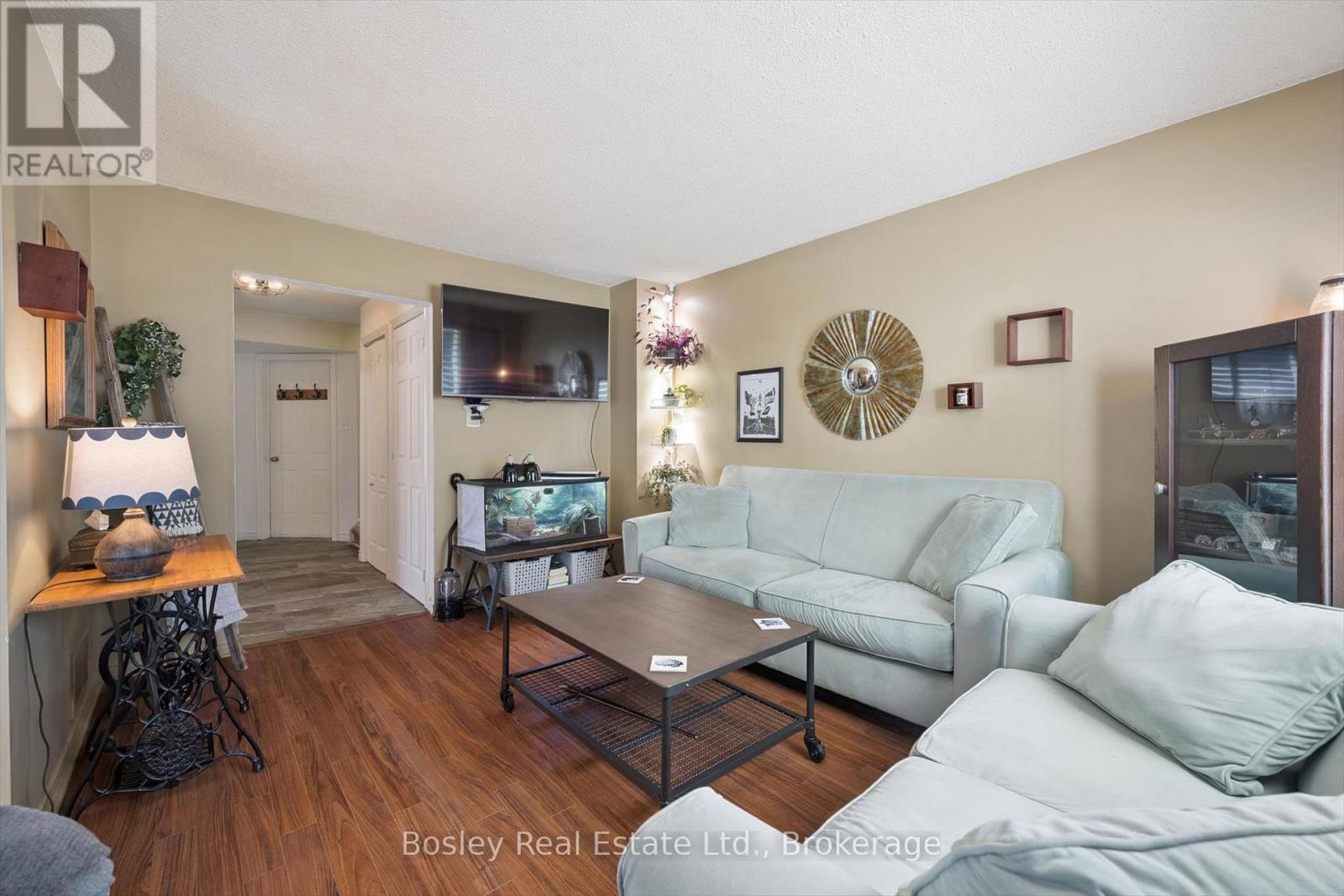 84 Cassander Crescent, Brampton, Ontario  L6Z 1Z2 - Photo 9 - W13478196