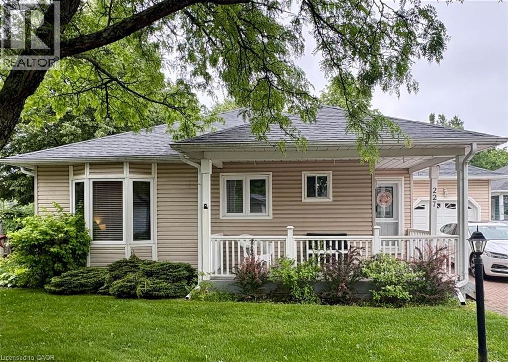 227 Silverbirch Boulevard, Mount Hope, Ontario  L0R 1W0 - Photo 2 - 40842223