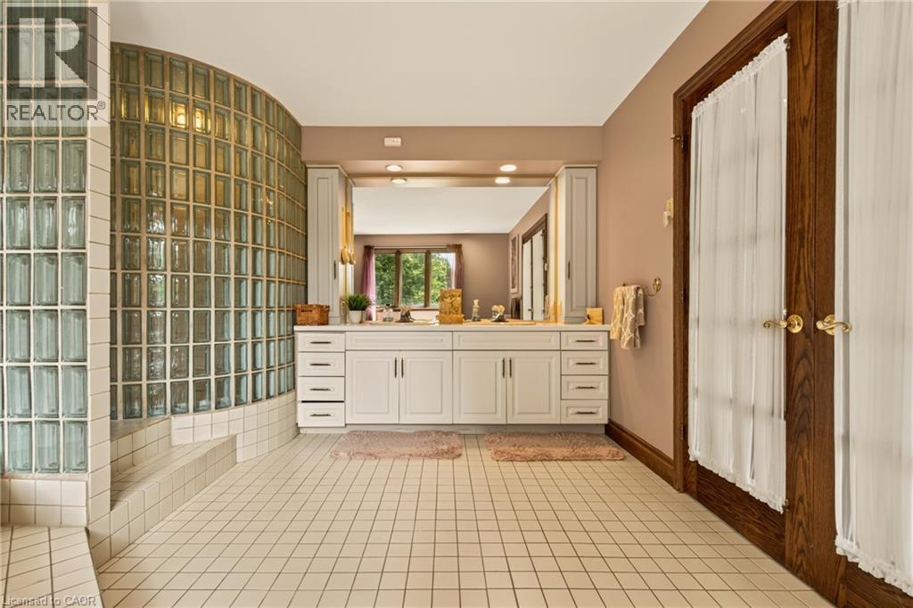 20 Tamwood Court, Stoney Creek, Ontario  L8J 2L2 - Photo 29 - 40826916