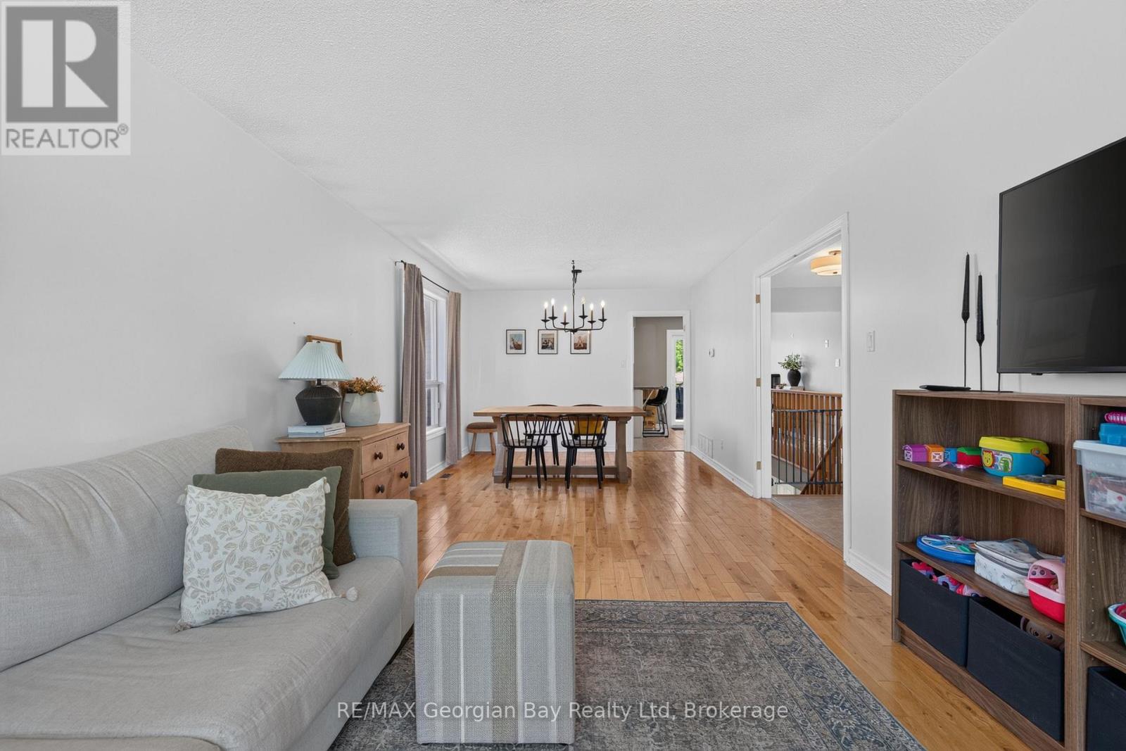 1005 Dina Crescent, Midland, Ontario  L4R 5C5 - Photo 7 - S13478408