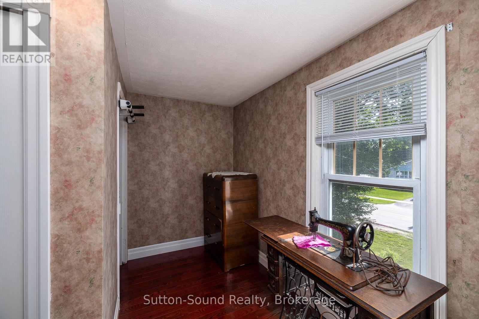 1762 6th Avenue E, Owen Sound, Ontario  N4K 2V8 - Photo 30 - X13478490