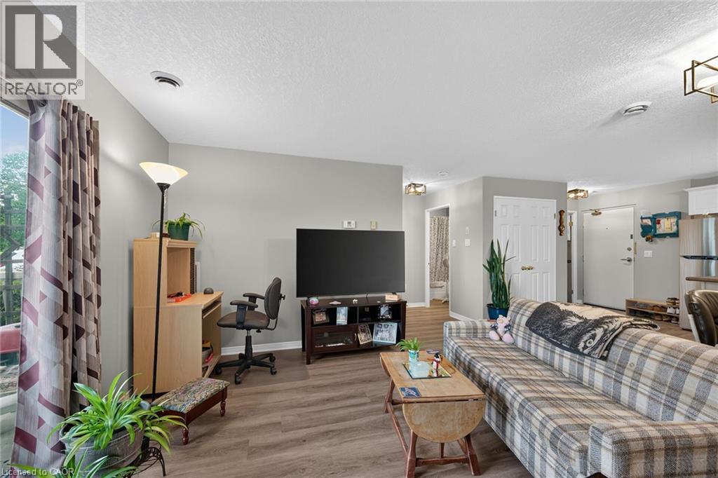 12 St Andrew Street Unit# 103, Port Dover, Ontario  N0A 1N1 - Photo 13 - 40842253