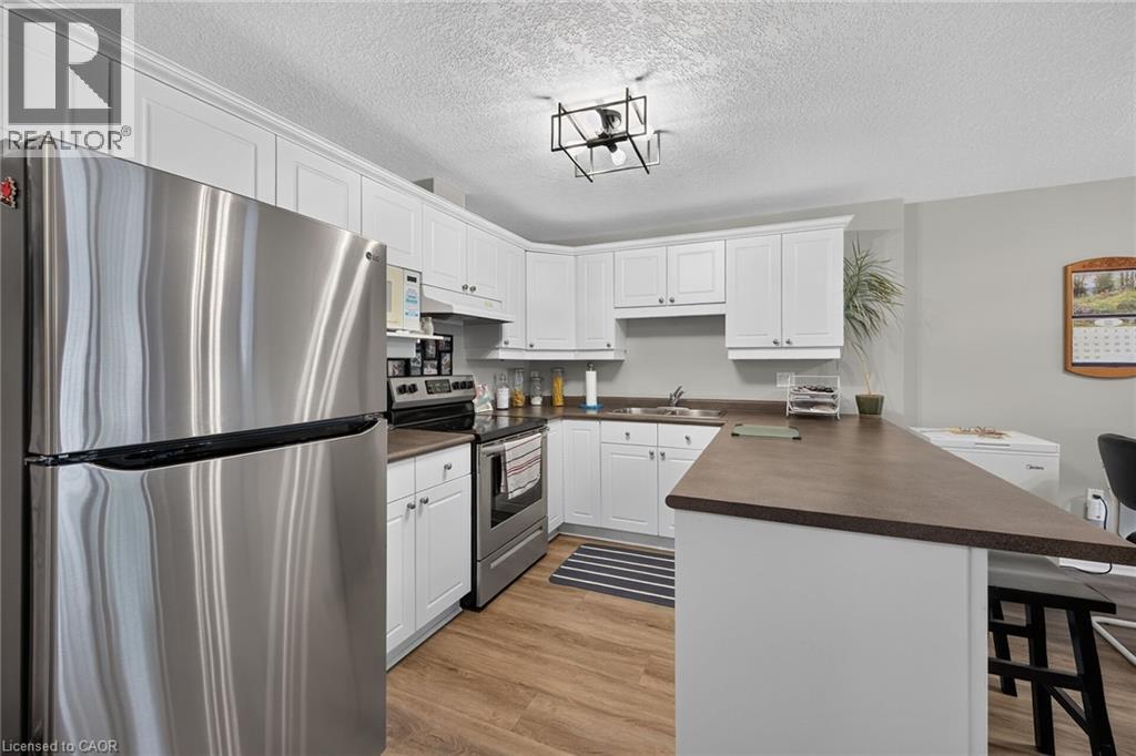 12 St Andrew Street Unit# 103, Port Dover, Ontario  N0A 1N1 - Photo 4 - 40842253