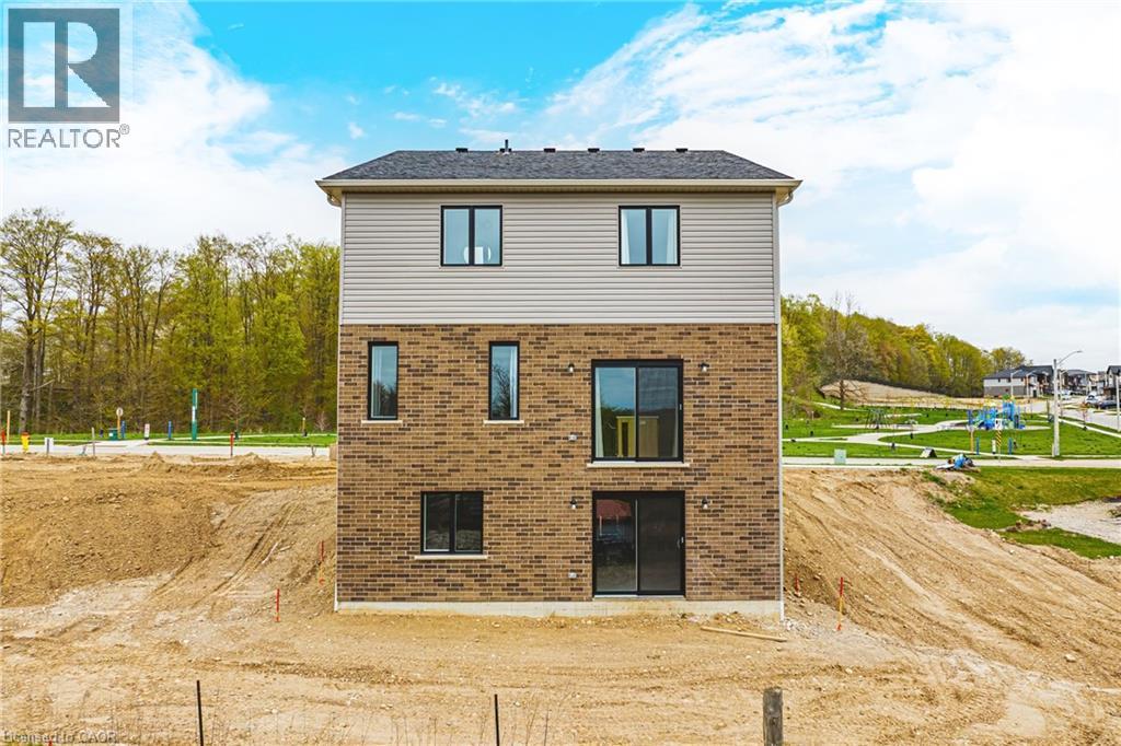 546 Benninger Drive, Kitchener, Ontario  N2E 0E9 - Photo 38 - 40838829