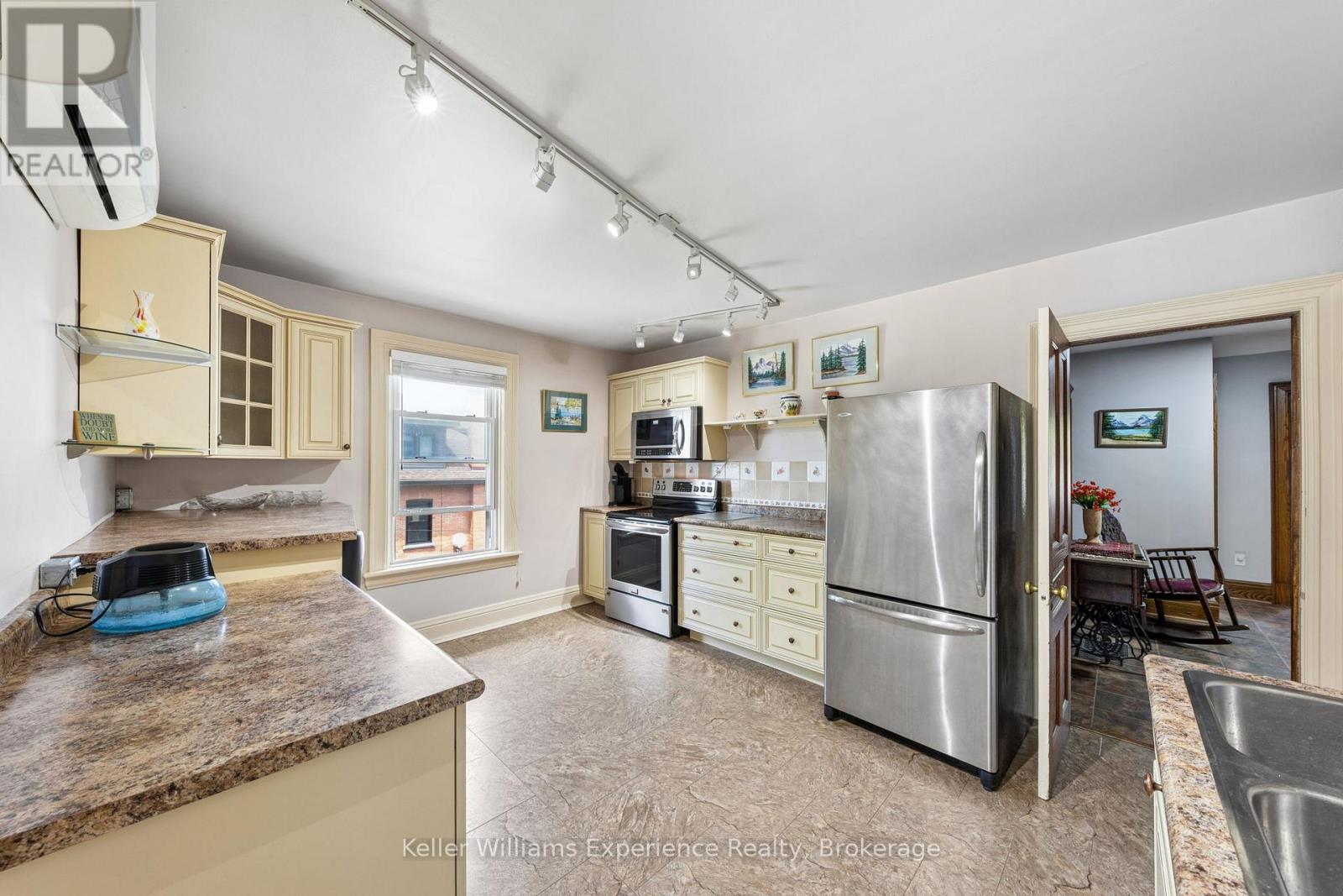 390 King Street, Midland, Ontario  L4R 3M9 - Photo 15 - S13478830