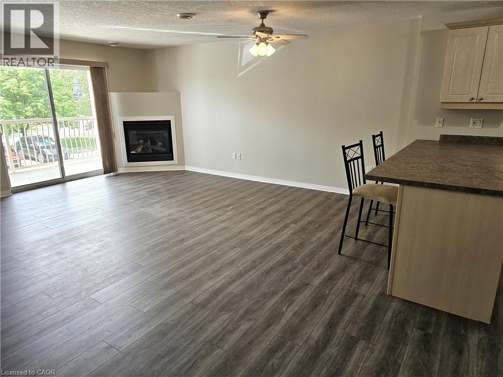 12 St Andrew Street Unit# 202, Port Dover, Ontario  N0A 1N1 - Photo 8 - 40841107