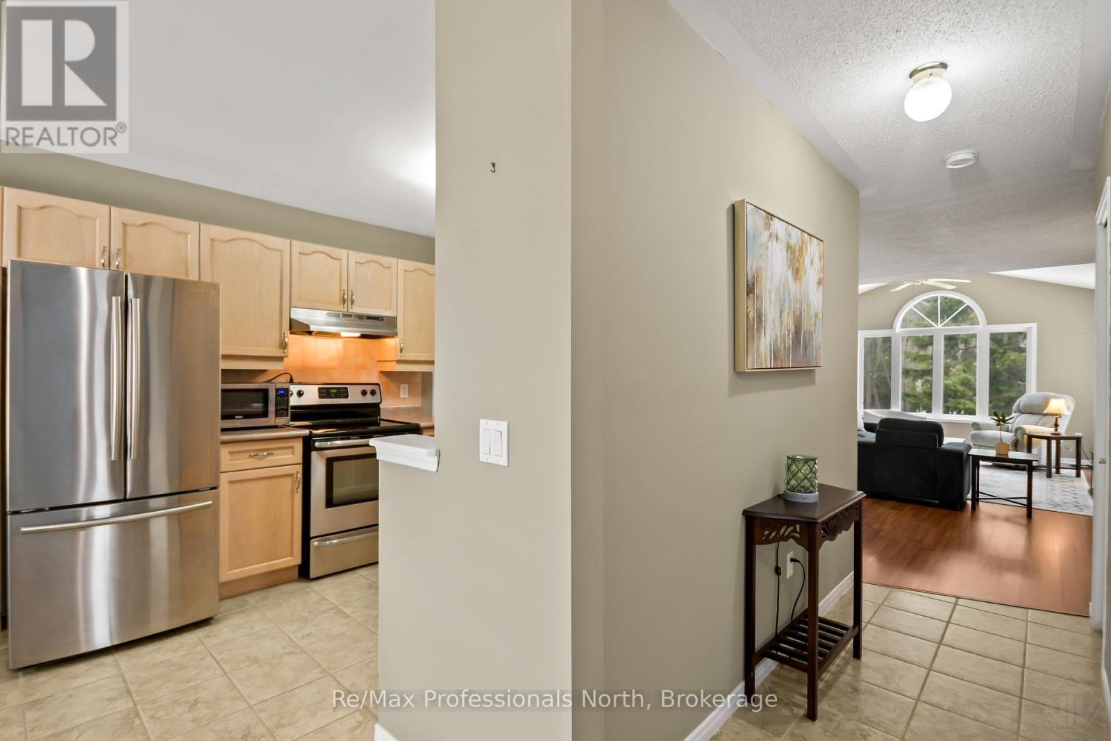 102 Pineridge Gate, Gravenhurst, Ontario  P1P 1Z2 - Photo 5 - X13478534