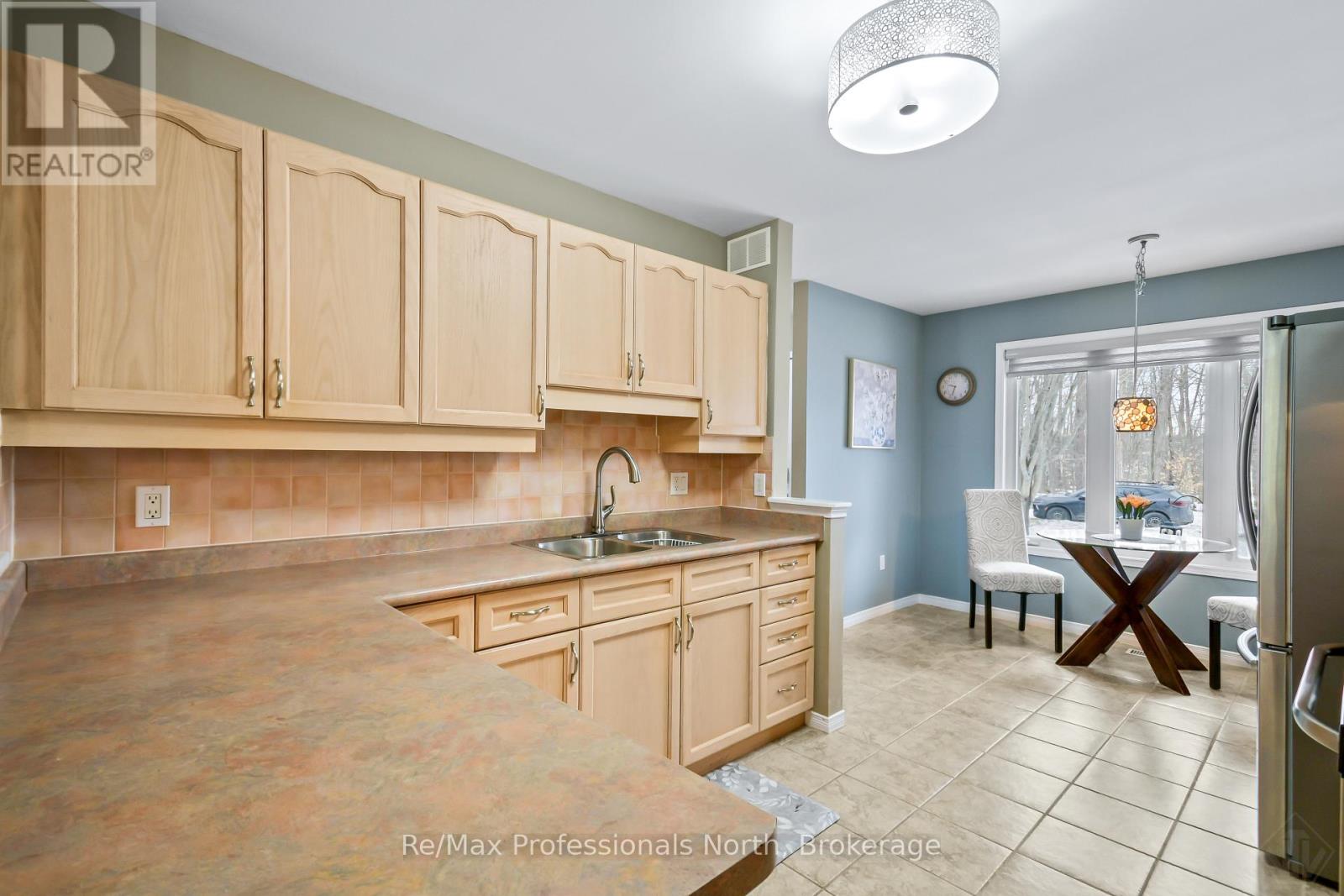 102 Pineridge Gate, Gravenhurst, Ontario  P1P 1Z2 - Photo 9 - X13478534