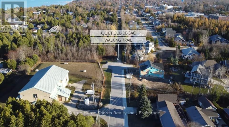 286 Grosvenor Street S, Saugeen Shores, Ontario  N0H 2L0 - Photo 4 - X13478578