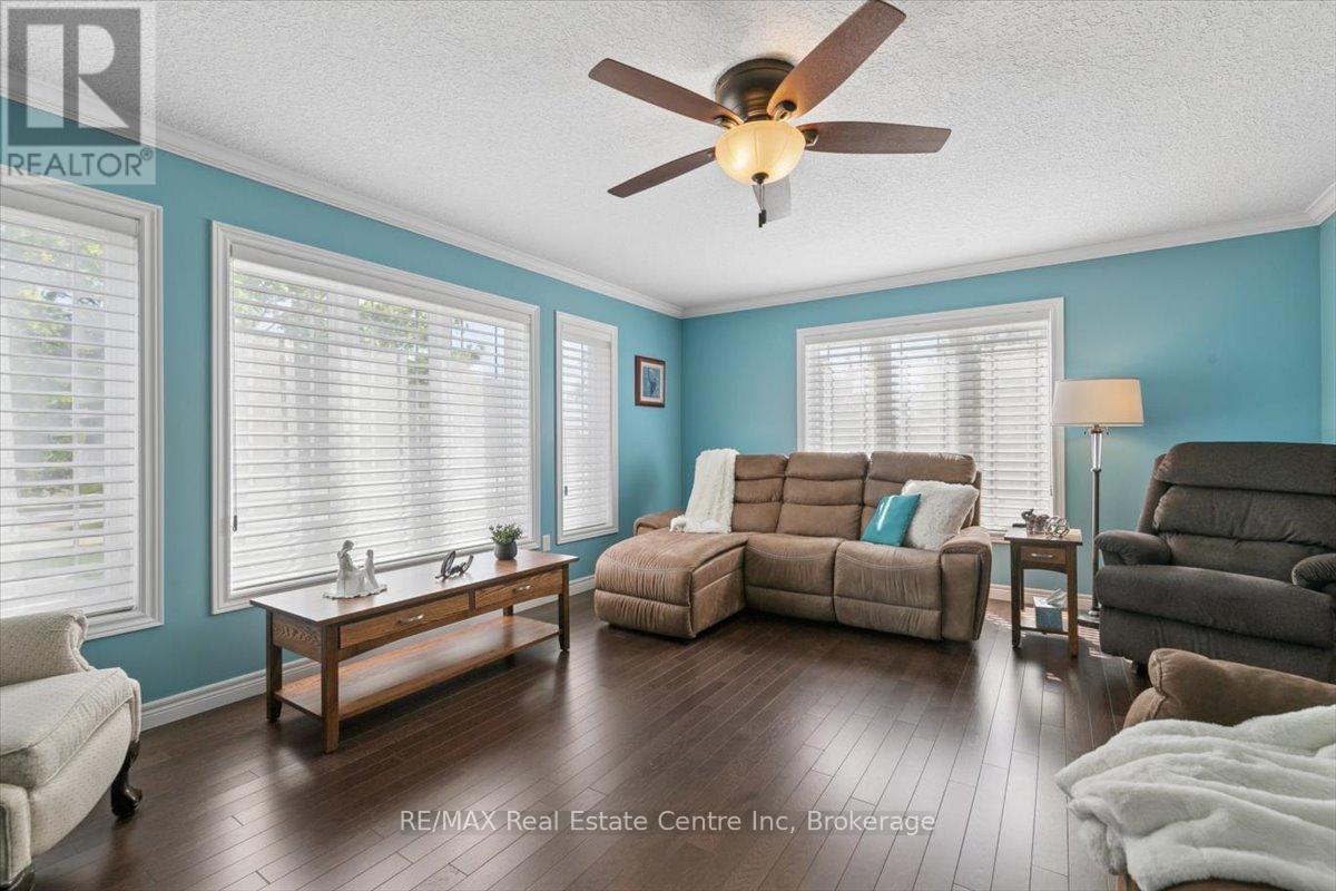 128 Ingram Drive, Guelph, Ontario  N1E 0M6 - Photo 14 - X13478648